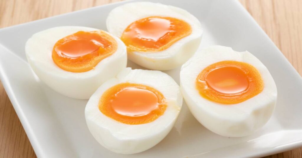 jak ugotować jajka na półmiękko