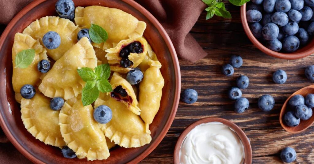 pierogi przepis pierogi z owocami