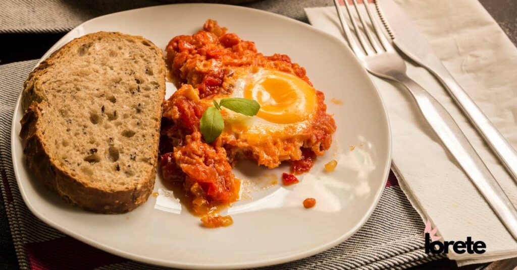 szakszuka z chlebem