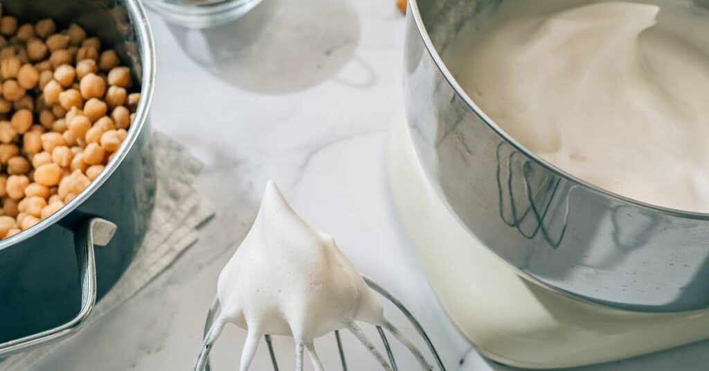 aquafaba co to jest i do czego można użyć piana