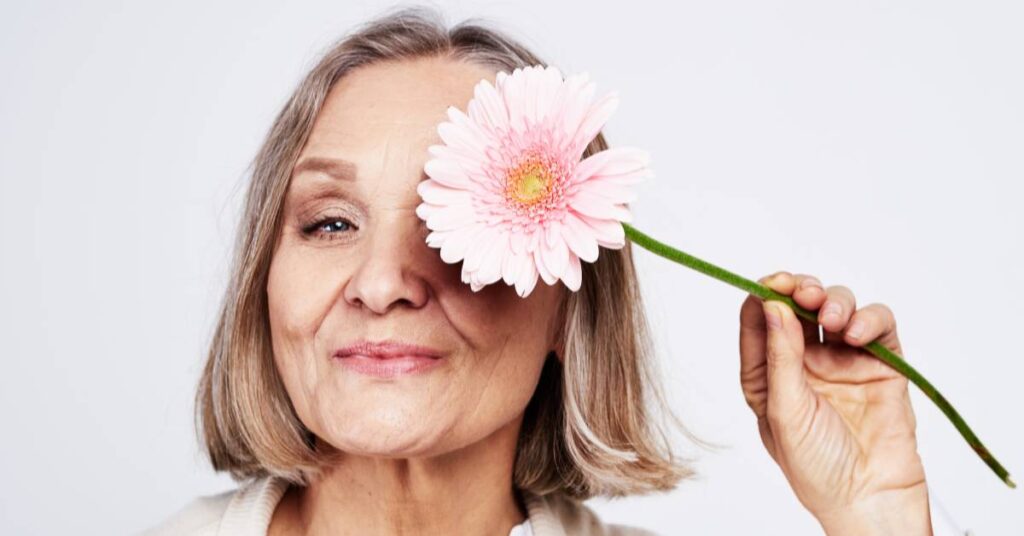 siemię lniane jakie ma zastosowanie kobieta w średnim wieku