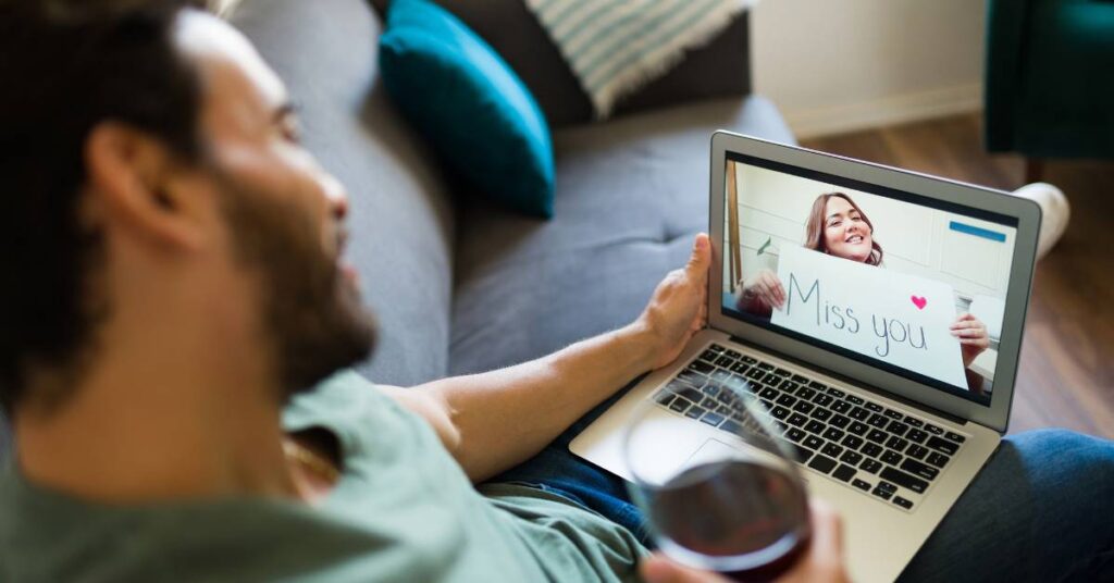 związki na odległość – wideorozmowa(1)